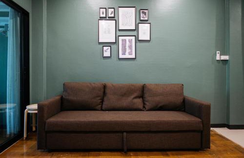 Khlong San Apartamento | T3 TWO Bedrooms WIFI Full kitchen 1 min to BTS
