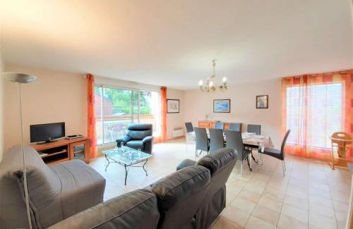 Saint-Lary-Soulan Apartamento | T4 8 pers, Wi-Fi, Terrasse, Parking, Centre Saint-Lary-Soulan - FR-1-457-182