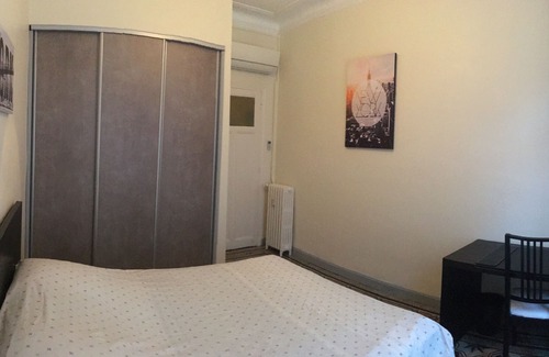 Baille Apartamento | T4 Air-conditioned 3 Bedrooms Proximité Castellane Immeuble Art Déco / 6 persons