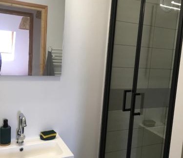 Genos Apartamento | T4 neuf, 3 chbres et canapé-lit, pied des pistes