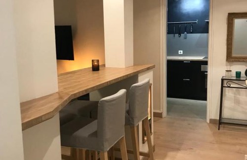 Bourg-l'Eveque Apartamento | T4 refait à neuf Rennes, 3 ch. parking, 2 balcons.