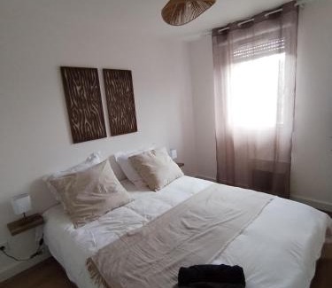 Grenade-sur-Garonne Apartamento | T4 spacieux+2 terrasse vue sur picine+parking gratuit