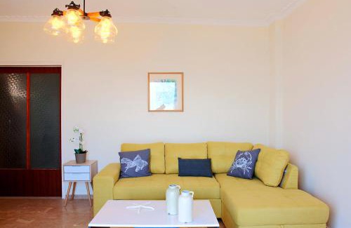 Benitses Apartamento | T8 APARTMENT ON THE BEACH