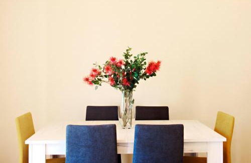 Benitses Apartamento | T8 APARTMENT ON THE BEACH