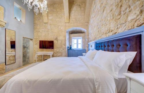 Rabat Casa | Ta Karmenu - An 800 year old modernized studio, walking distance to Mdina