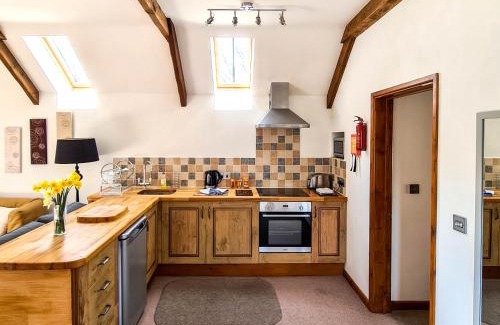 Fivelanes Casa | Ta Mill Cottages & Lodges - Hayloft Cottage