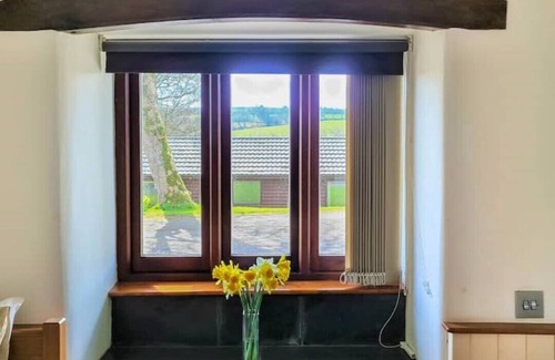 Fivelanes Cabaña | Ta Mill Dairy Cottage in a Stunning Retreat