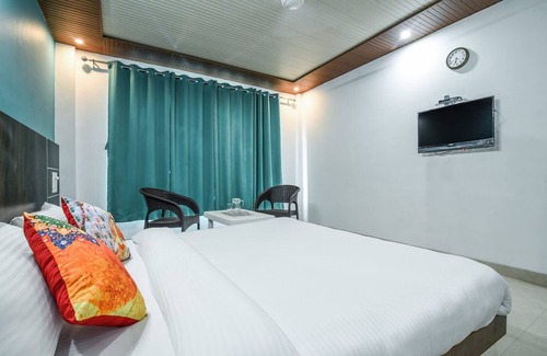 Shoghi Hotel | Taarab View