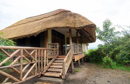 Western Region Cabina | Tabingi Safari Lodge