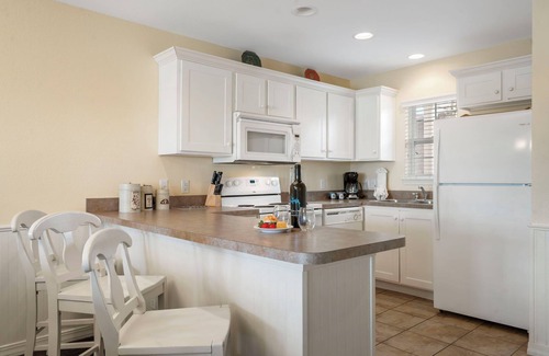Kimberling City Condominio | Table Rock Lake Access Condo-Double Kitchens-Free Attraction Tickets-Cmty Outdoor Pool-Pickleball