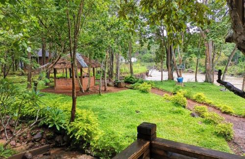 Salavan Province Cabina | Tadlo Lodge
