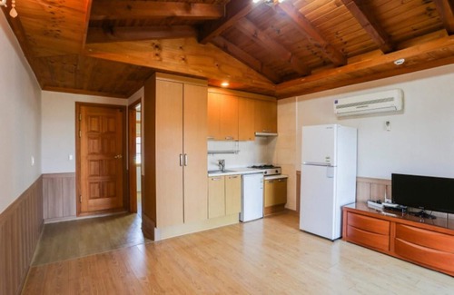 Mongdae Casa | Taean Badaui Achim Pension