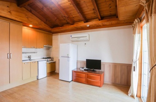 Mongdae Casa | Taean Badaui Achim Pension