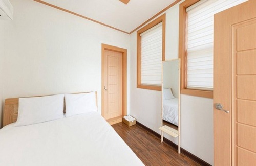 Taean Casa | Taean Batgae Oceantel Pension