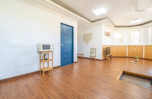 Nam Casa | Taean Dalbam pet Pension