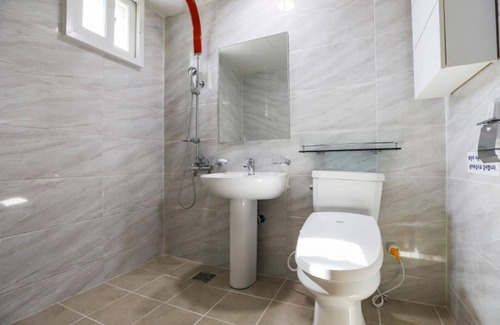 Geunheung Casa | Taean Seaman House Pension