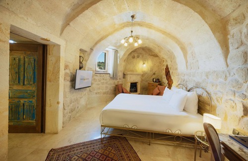 Ortahisar Hotel | Tafoni Houses Cave Hotel