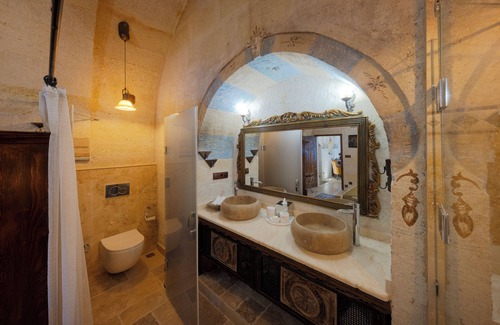 Ortahisar Hotel | Tafoni Houses Cave Hotel
