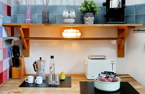 Quartiere Coppede Apartamento | Tagliamento Apartment with two Terraces