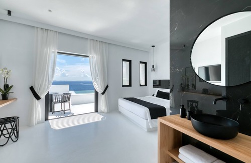 Mykonos Hotel | Tagoo Black