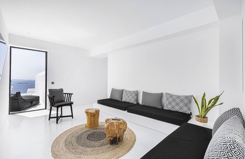 Mykonos Hotel | Tagoo Black