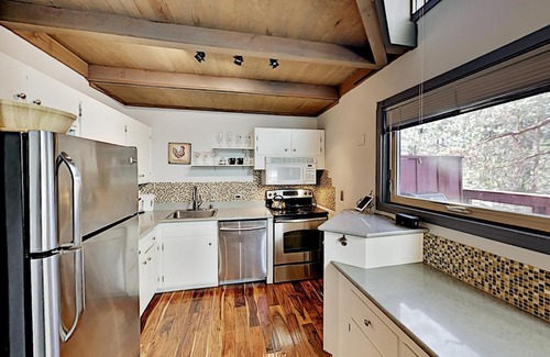 Truckee Casa | Tahoe Donner Golf Club Condo