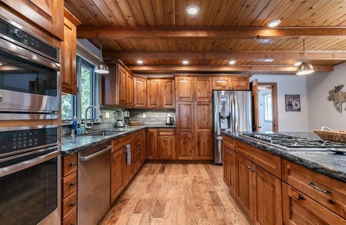 Carnelian Woods Casa | Tahoe Dreamer - Newly Remodeled 4BR
