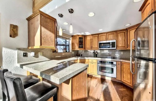 Tahoe Keys Casa | Tahoe Keys Chalet - Summer Boat Slip Winter Holiday - 30 day requirement