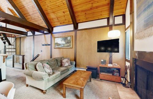 Incline Village Casa | Tahoe Tranquility