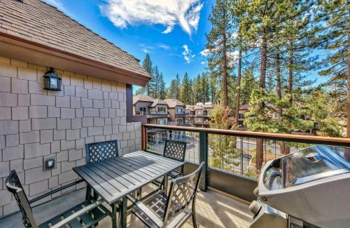 South Lake Tahoe Villa | Tahoe Woods 203 at Stateline Heavenly Slopes Lake