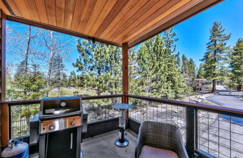 South Lake Tahoe Villa | Tahoe Woods 702 at Stateline - Walk to Lake Casinos AC Dog