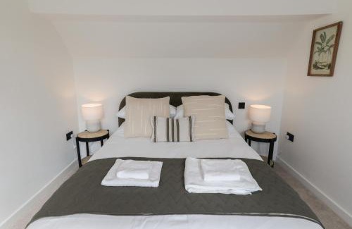 Amlwch Casa | Tai Porth Llechog Bungalow By Birch Stays