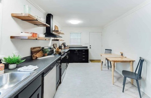 Northport Casa | Tailgate Getaway *3 MILES TO UA*