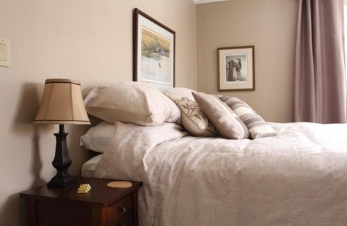 Erin Cama Y Desayuno | Tailwinds B&B