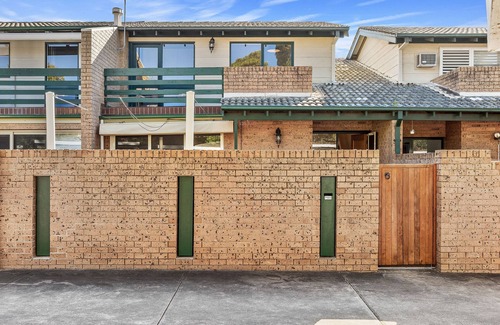 Hyde Park Casa | Taity's In Unley | 2km to City, Carport, Self Check-In, BBQ & King Bed