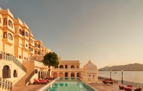 Udaipur City Centre Hotel | Taj Fateh Prakash Palace Udaipur