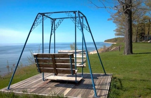Fennville Cabina | Tome una rotura por el lago!