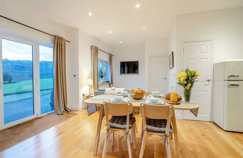 Bridgend Cabaña | Alojamiento de 2 habitaciones en Coytrahen, near Bridgend