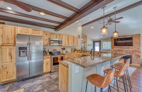 Green Mountain Falls Cabina | Take a Hike, Kids! Literally. Fun Family Getaway