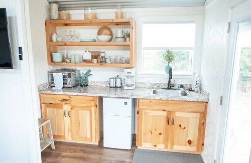 Dripping Springs Cabina | Take it Easy in a Casita with everything you need