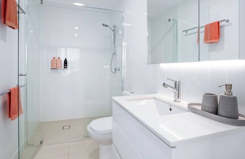 Newstead Apartamento | Take Riverside Walks - Near a Family Flat - With a BBQ and Pool