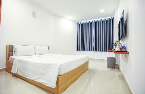 Tan Binh Hotel | TalaSaiGon Hotel