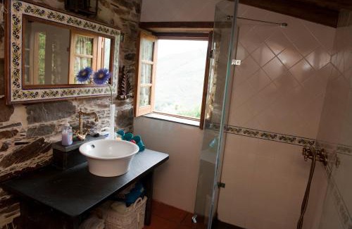 Lousa Casa | Talasnal Casa da Urze AL