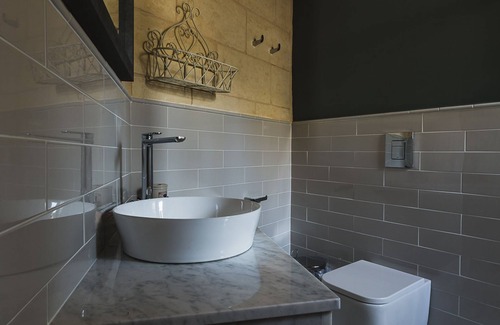 Gudja Cama Y Desayuno | Talbot and Bons Boutique Bed & Breakfast
