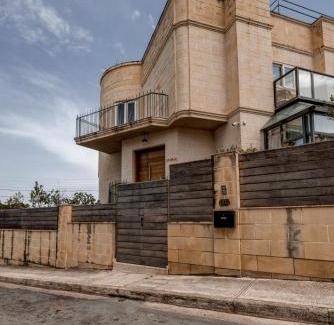 Gudja Apartamento | Talbot and Bons Deluxe Studio Flat