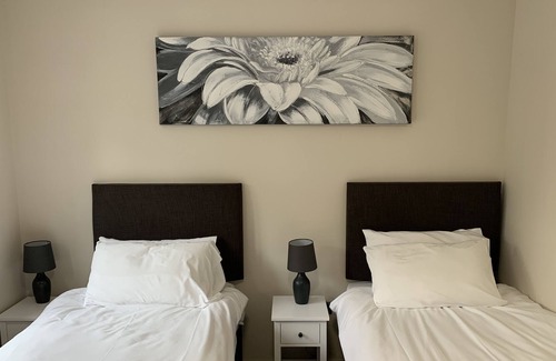 Lulsgate Bottom Cabina | Tall Pines Lodges