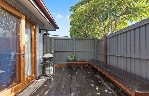 Suffolk Park Apartamento | Tallows Studio - 2 min walk from the beach & dog friendly