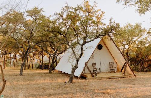 Oatmeal Otro | Talula Mesa Glamping Resort - Austin Hill Country