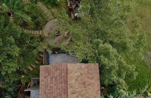 Cu Kuin Casa | Tam An Lakeview Homestay