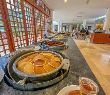 El Rodadero Hotel | Tamaca Beach Resort